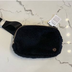 Lululemon Fleece Sherpa Everywhere Belt Bag NWT